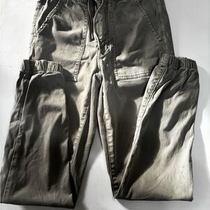 American Eagle Outfitters Khaki Cargo Pants